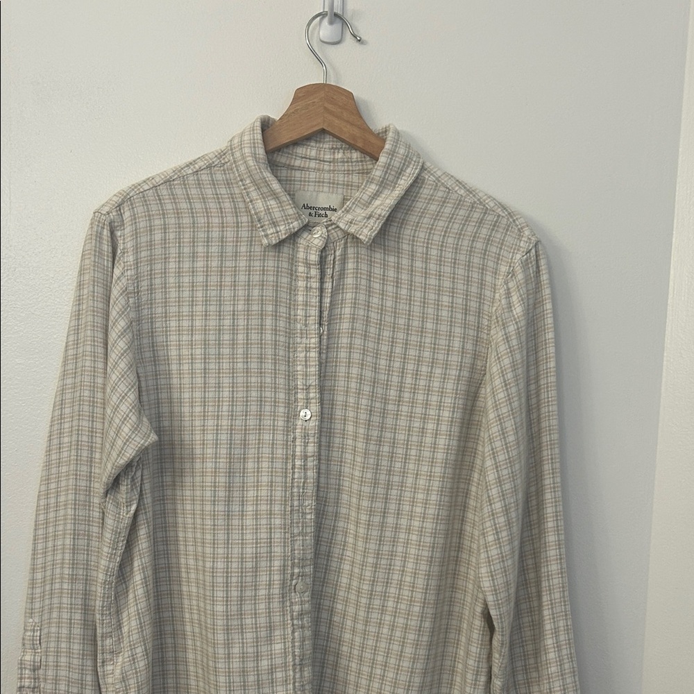 Abercrombie & Fitch Beige Plaid Button Down Shirt